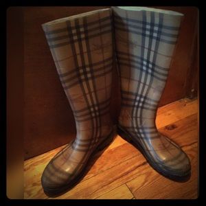 Burberry Rain Boots in classic print