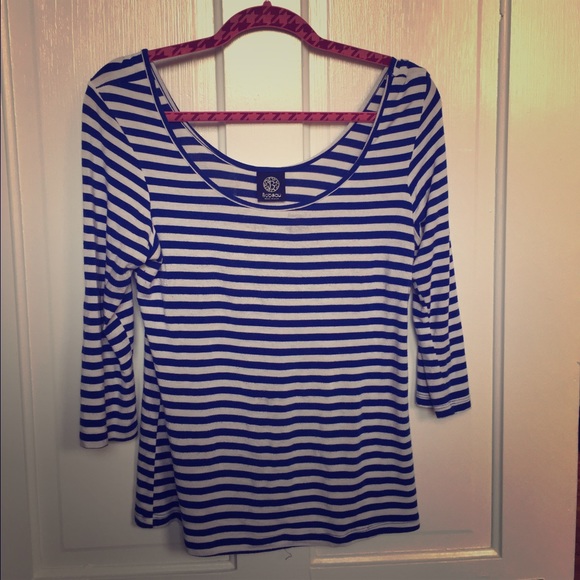 Blue and White Cotton Stretchy Tee