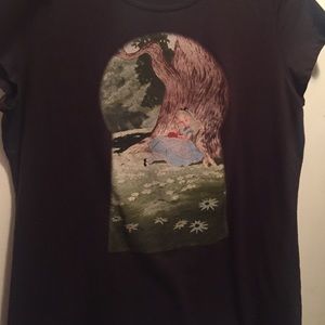 Alice through the keyhole T-shirt