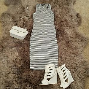 // Black and white stripped tank top dress //