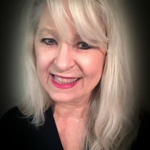 Meet your Posher, Sandy