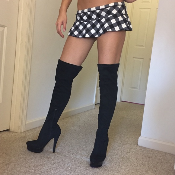SeXy black thigh high boots