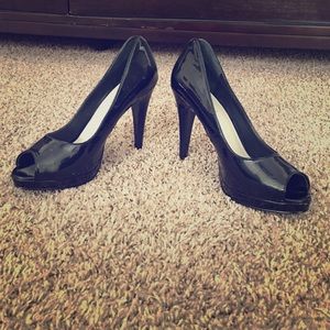 Nine West size 7 heels