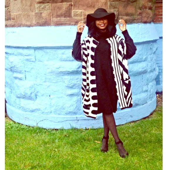 Bar III Ultra chic printed sweater coat.