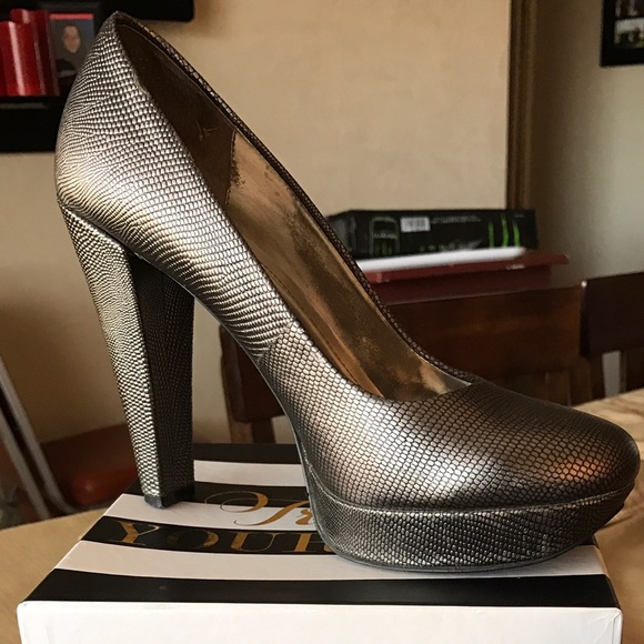 Calvin Klein Carley New Lizard Grey/Silver Pumps