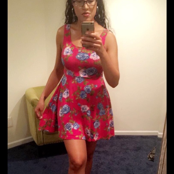 Forever 21 Dresses - πΊ Flower Sun Dress πΊ Forever 21 Dresses - πΊ Flower Sun Dress πΊ