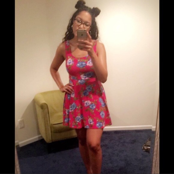 Forever 21 Dresses - πΊ Flower Sun Dress πΊ Forever 21 Dresses - πΊ Flower Sun Dress πΊ