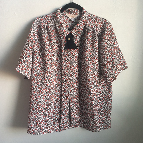 Vintage Patterned Blouse with Pearl Collar Detail