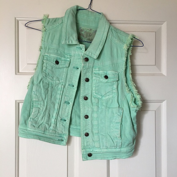 Bright jean vest - Picture 1 of 1