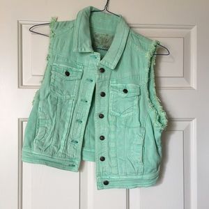 Bright jean vest