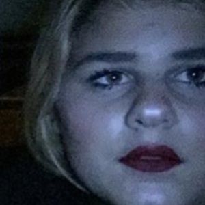 Meet your Posher, Isabella