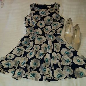 Flowy navy/taupe/turq floral sleeveless dress sz M
