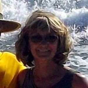 Meet your Posher, Lorie