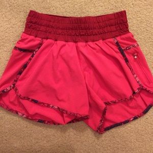 Lululemon tracker short