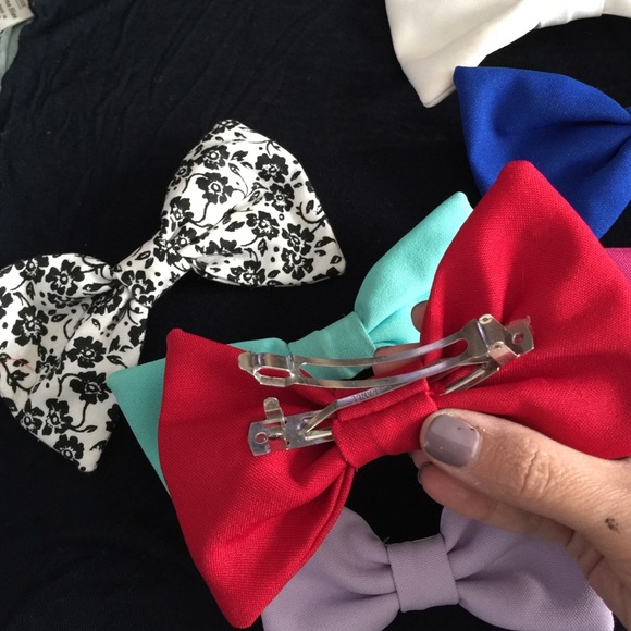 Hair Bows 🎀 - Picture 2 of 2