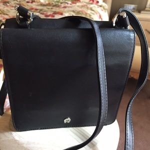 Etienne Aigner Crossbody bag. Black.