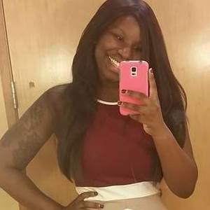 Meet your Posher, Lina