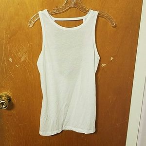 *will separate* 2Victoria sport cage back tanks xs
