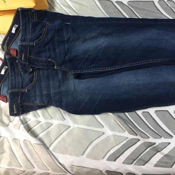 Skinny jeans