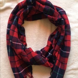 GAP Plaid Scarf