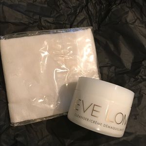 Eve Lom Deluxe Cleanser with cloth.