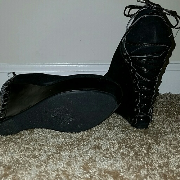 SDS black wedges - Picture 2 of 3