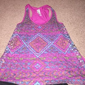 Super cute tank top ☀️