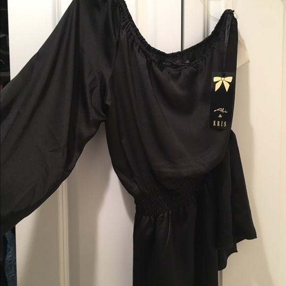 One Sleeve Top! - Picture 3 of 3