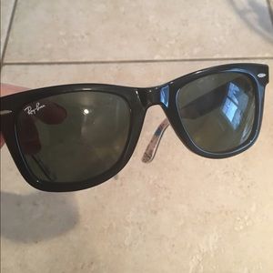 NWOT Original Wayfarer Rare Prints