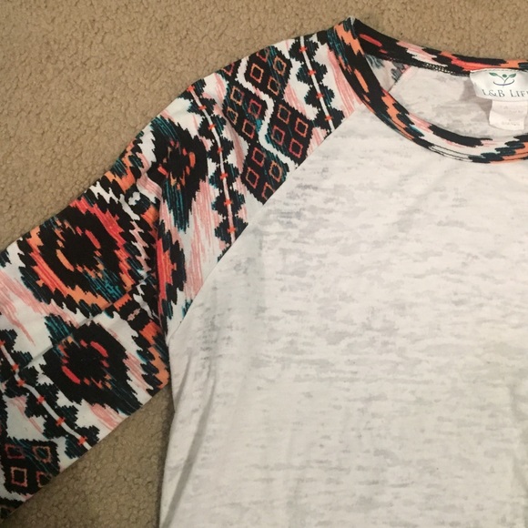 Light mid sleeve baseball tshirt - Picture 3 of 3