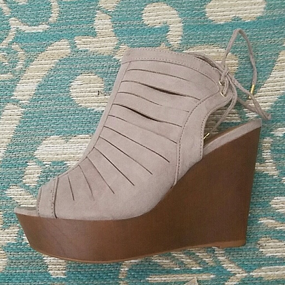 Qupid wedges