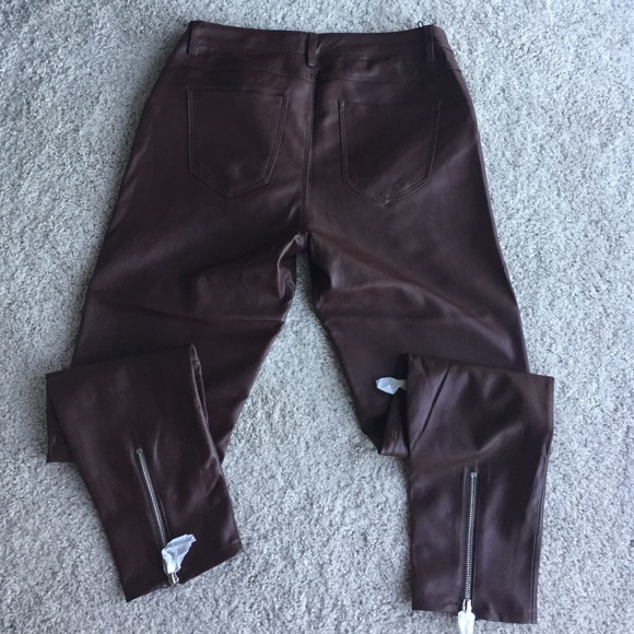 ❗️SOLD❗️ Zara faux leather pants in burgundy - Picture 2 of 4