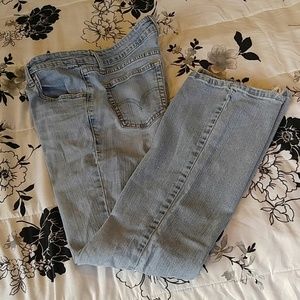 Levi jeans
