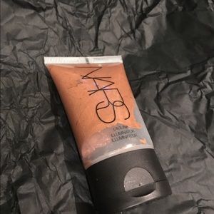 Nars Laguna illuminator