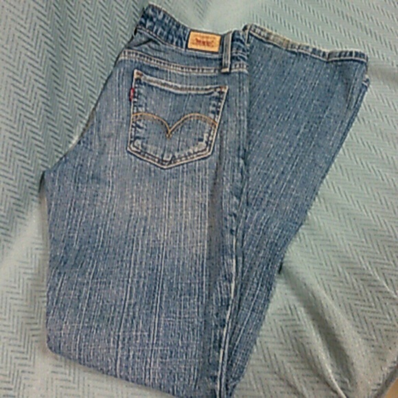 Levis 518 Super Low