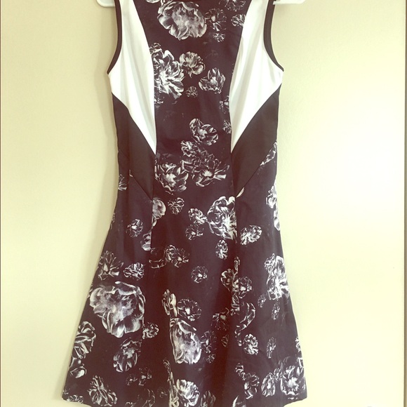 Black and white flora cocktail dress. Never worn!