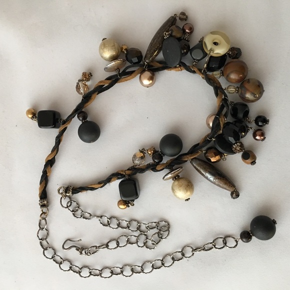 Statement necklace