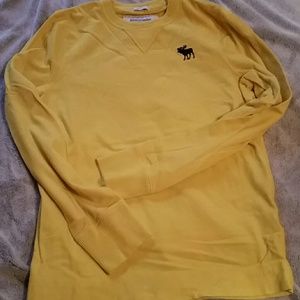 Abercrombie long sleeved t shirt