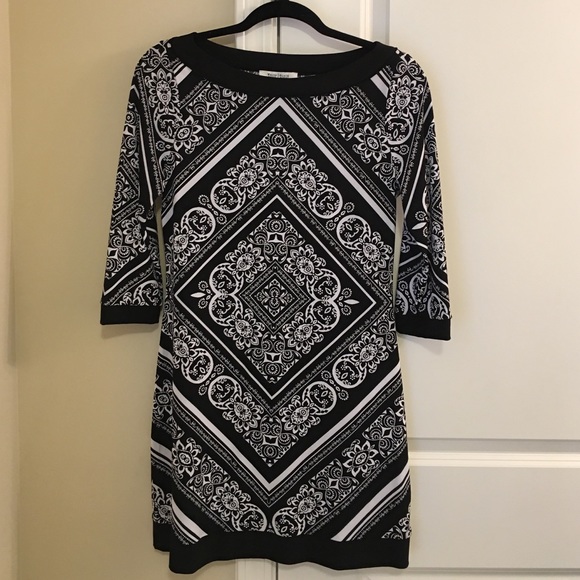 White House | Black Market Floral Tunic