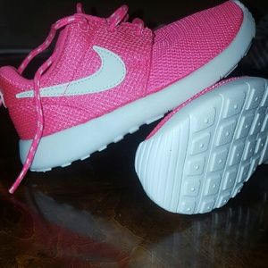 Nike Preschool Roshe Run