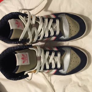 Adidas High Top Rivalry sneakers