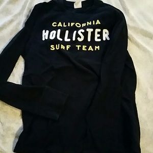 Hollister long sleeved t shirt
