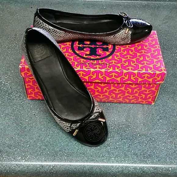 Tory Burch Verbena flats size 8.5