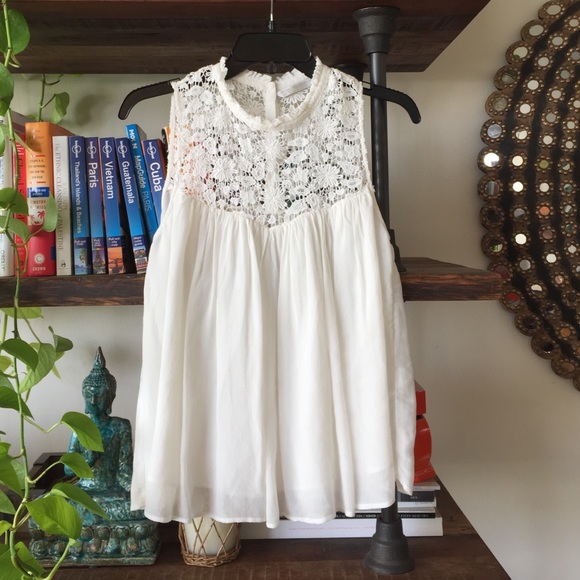 Zara Tops - Zara Lace Top