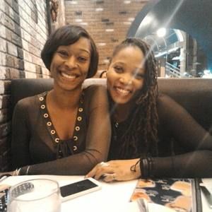 Meet your Posher, Candis