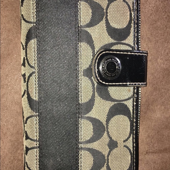 Coach wallet
