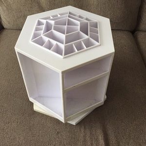 Makeup Carousel Storage