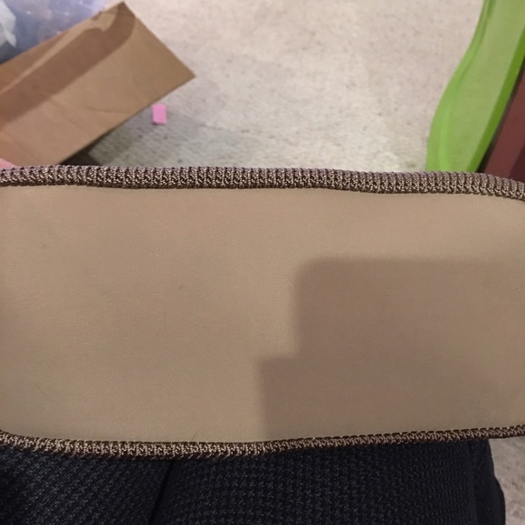 Purse - Picture 2 of 3
