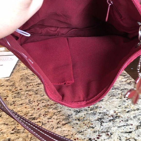 Purse - Picture 2 of 4