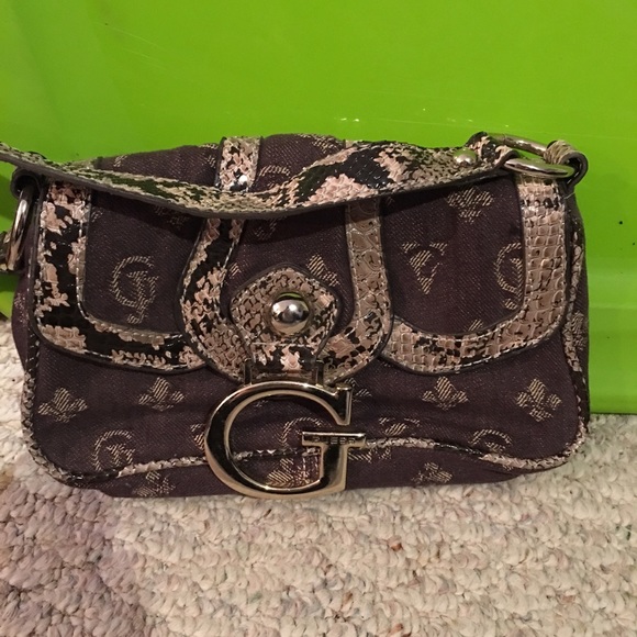Purse - Picture 1 of 1